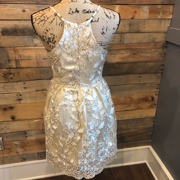 Sold - Picture 3 of 4